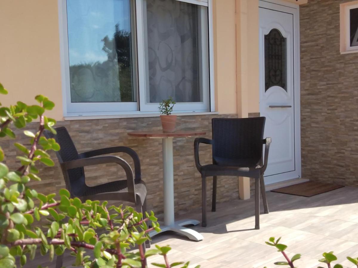 Kouremenos Manolis Apartment Palekastro Exterior foto